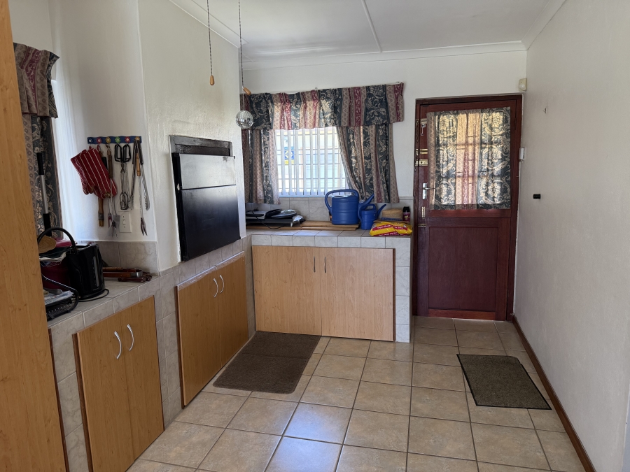3 Bedroom Property for Sale in Sandbaai Western Cape